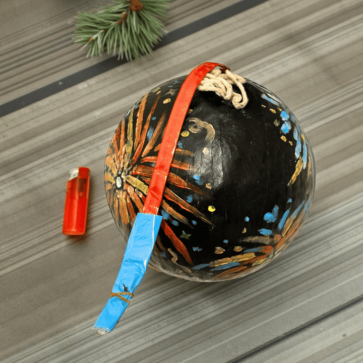 Handbemalte Kugelbombe (Dummy) 8 Inch / 200mm – Deko für Feuerwerkfans